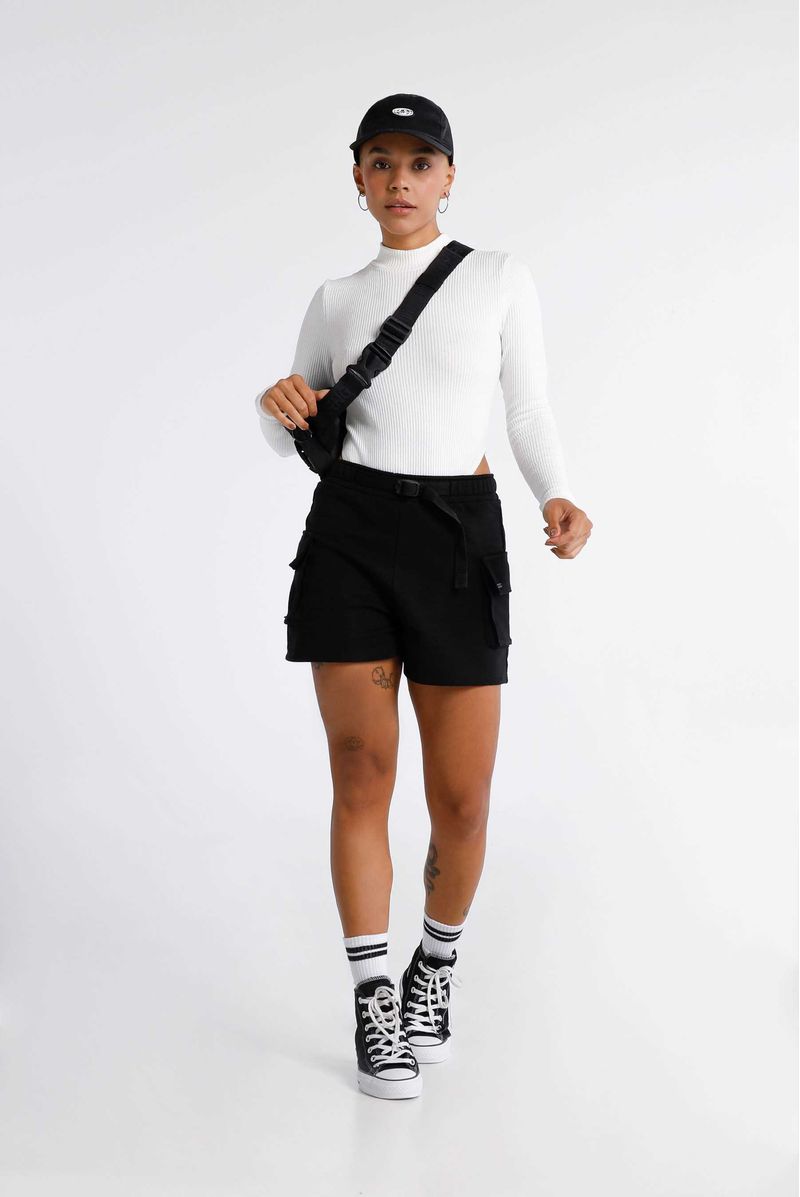 Shorts Negro Cargo Short mujer