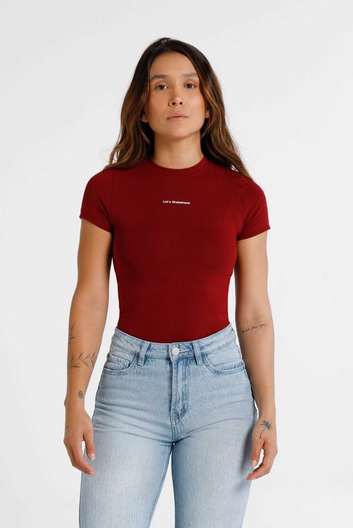 Camiseta Ajustada Rojo Texto