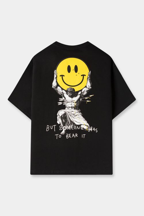 Camiseta Oversize Negro Ilustración