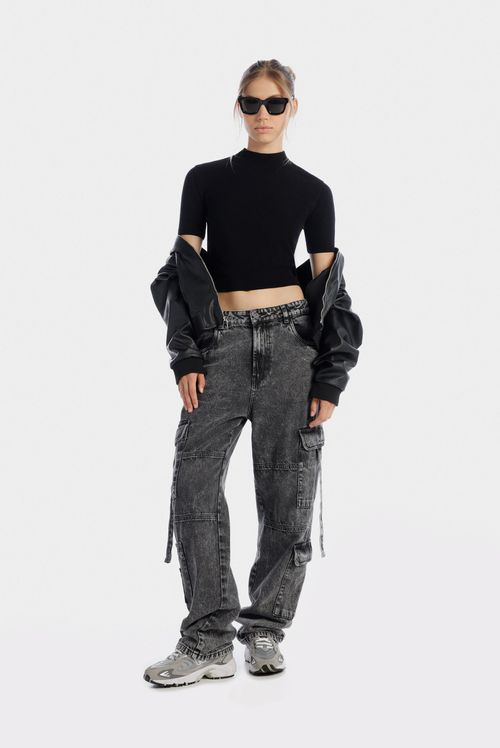 Camiseta Ajustada Negro Texto
