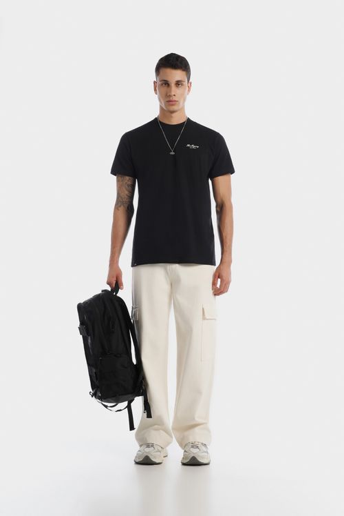 Camiseta Regular Negro Texto
