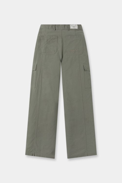 Pantalón Verde Básico