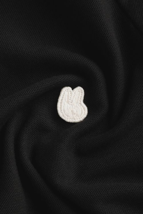 Polo Negro Ícono