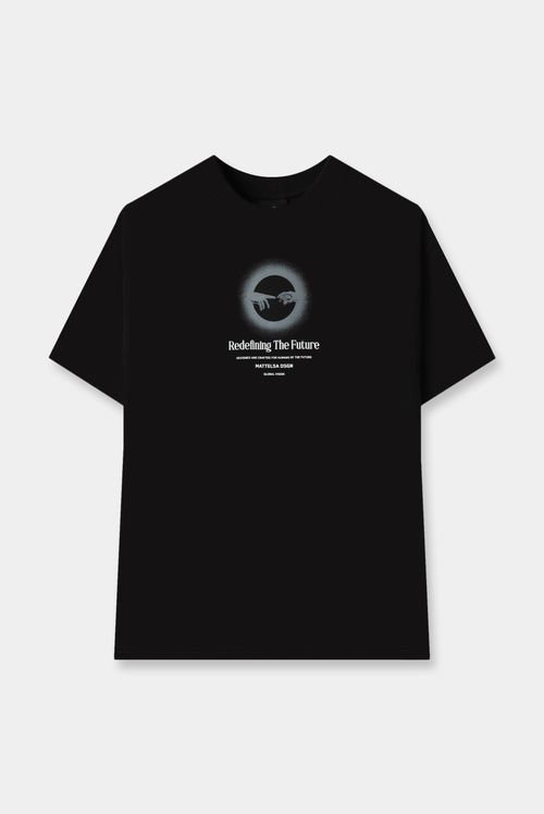 Camiseta Oversize Negro Ilustración