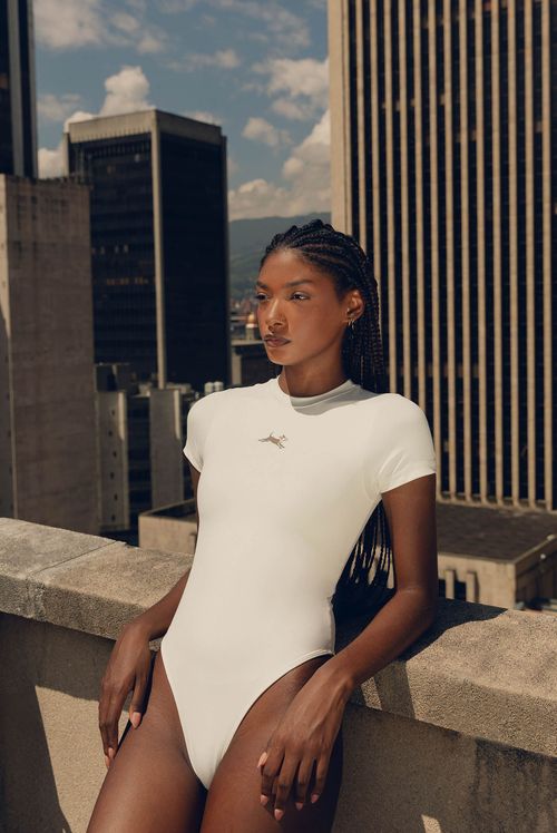 Body Marfil Ilustración